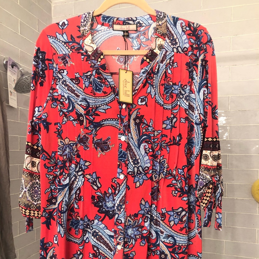 NWT Multicolored top